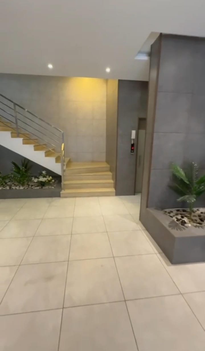 المطبخ العصري المجهز بالكامل