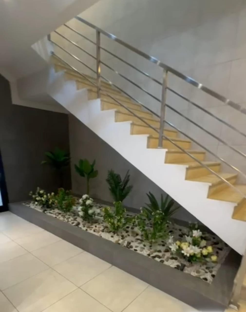 الحمام الفاخر بتشطيبات عالية